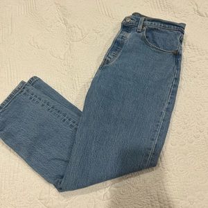 Levi’s 501 straight leg jeans